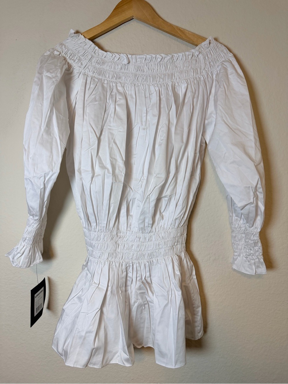 NWT Norma Kamali Peasant Dress White XS Off Shoulder Smocked Cotton Mini - Picture 9 of 9